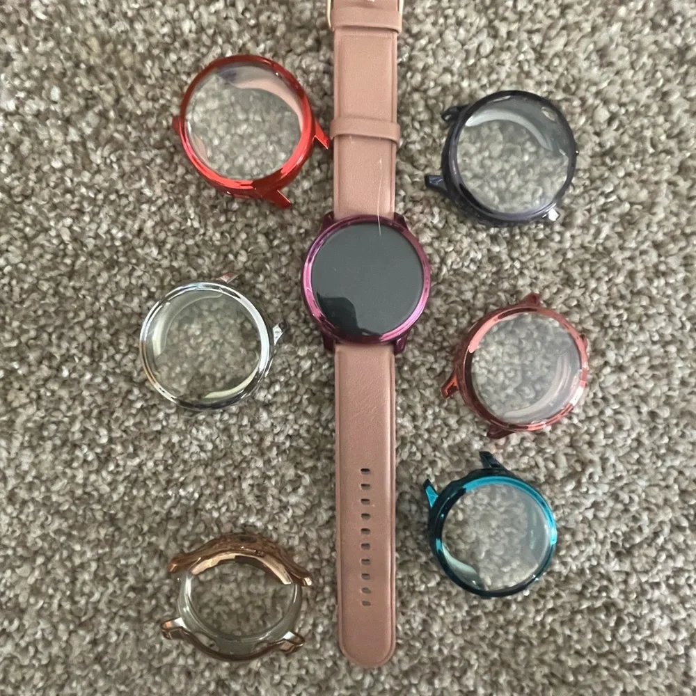 Samsung Galaxy Watch Active 2 with accessories - Picture 6 of 8